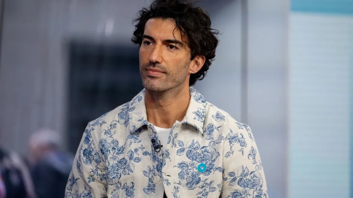 Justin Baldoni demanda al The New York Times por US$ 250 millones por la historia de Blake Lively